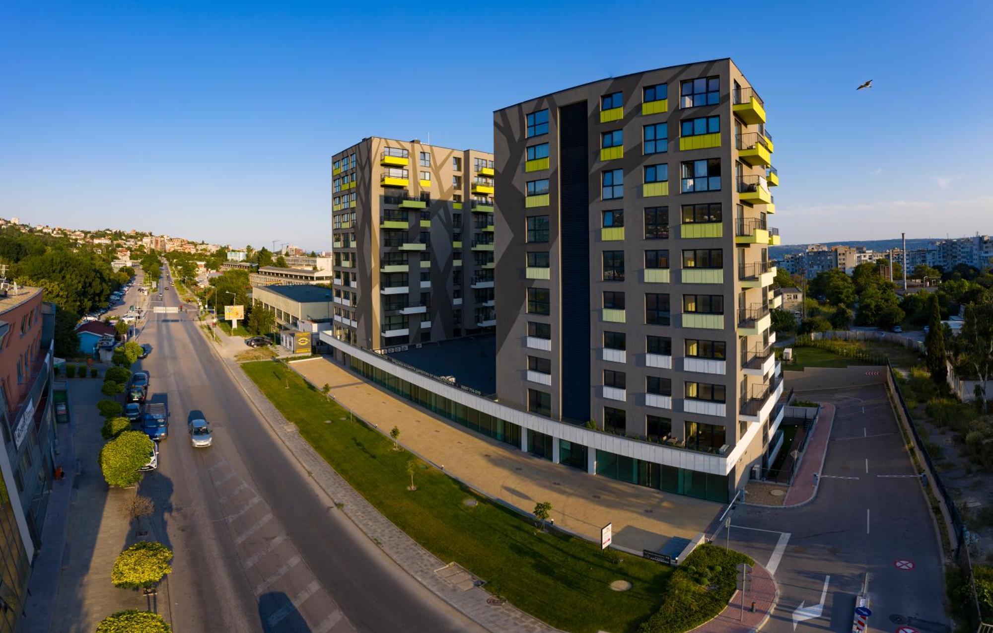 Papaya Apartments Varna Exteriör bild